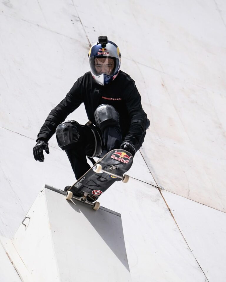 Sandro Dias vestiu Prada Linea Rossa para quebrar recorde mundial do skate
