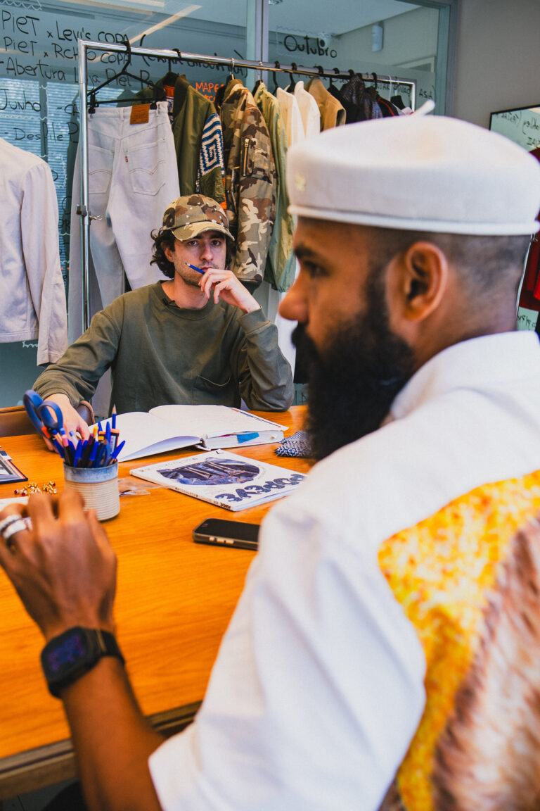 Levi’s e Pedro Andrade assinam looks de Russo Passapusso para o Carnaval