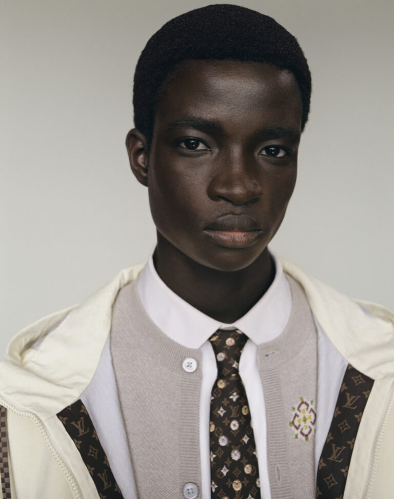 A primavera híbrida da Louis Vuitton: alfaiataria e utilitarismo